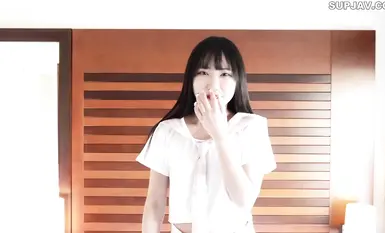 FC2-PPV-4625581 [无码] [露脸] [大量中出] 偶像组合成员 Honoka 的阴部 Cusco 阴道观察♡ 这位令人毛骨悚然的老男人的阴茎再次兴奋，将大量肮脏的淡黄色粘稠精液射入她的阴道→Cusco 观察她怀孕的瞬间