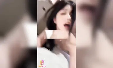 露臉反差小仙女『小屁大王』更新合集，可御可蘿完美露臉 被操得淫相畢露 每一下都插的好深 (1)