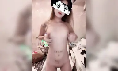 露臉反差小仙女『小屁大王』更新合集，可御可蘿完美露臉 被操得淫相畢露 每一下都插的好深 (3)