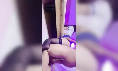 空姐情趣诱惑爆乳挺翘蜜臀完美呈现_硕大肉棒爆射饱满白虎蜜桃穴