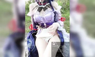 투자이베이비는 물뿌리기를 좋아해요 (투자이베이비) 썬더제너럴은 스프레이건을 들고 걸으면서 물을 뿌려요