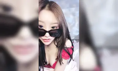 Nightclub DJ goddess! [Natsu] Long legs, raised buttocks, sexy dance, pussy stripping, a must-have for otakus to masturbate~! (1)
