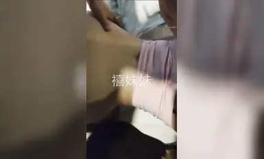 Ang pinakamahusay na asong babae, seksing batang babae, nagsasalsal sa seksing uniporme, 3P suntukan, binastos ng kanyang ka-sex na walang condom (2)