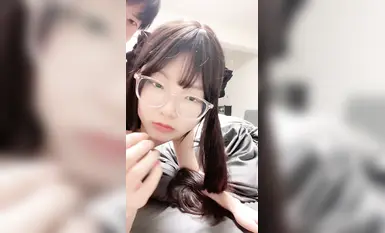 [สินค้าใหม่ในปี 2025] บทสนทนาสุดวิเศษ สาวสวยหน้าอกใหญ่บริสุทธิ์ สาวน้อยใส่แว่น [栗子喵] จ่ายเงินแล้ว จิ๋มสีชมพูมีรอยผิวหนังบางๆ โชว์หน้าในเซ็กส์ ช่วยตัวเองด้วยอุปกรณ์ประกอบฉาก กลายเป็นผู้หญิงใจแตกเพื่อเงิน (3)