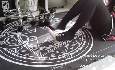 Welfare girl Suzuki Misaki footjob foot control koleksyon ng ecstasy (1)