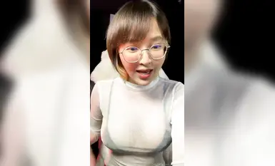 萬狼求檔OnlyFans斯文眼鏡反差小姐姐【deerlong】私拍合集,極品中的極品天生的肉便器,純情少女展現精湛口活兒口爆吞精 (7)