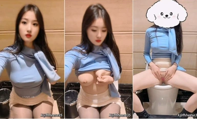 大一播音系小姐姐【小美】門檻定製福利，足球場 樓道 商場 被閨蜜跳蛋調教噴水，外表有多清純私下就有多淫盪