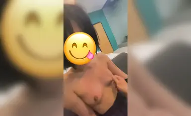 최고의 젊은 여자를 전문적으로 엿먹는 "도킹"이 광저우 출신의 젊은 암캐와 엮여 순수하고 요염하며 그녀의 머리카락을 잡고 미친 듯이 엿먹는다. 그녀의 몸은 너무 좋고 엿먹기에 너무 편안하다 (2)