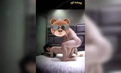 [Pakcik yang suka gadis muda 2] Gadis berkaca mata