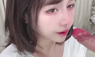 [Cô tiên nhỏ có khuôn mặt trẻ thơ và bộ ngực lớn] Làm rung động tâm hồn 1