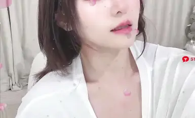 [นางฟ้าตัวน้อยสุดเย้ายวนที่มีใบหน้าเด็กและหน้าอกใหญ่] การสำเร็จความใคร่ด้วยไข่สั่น