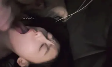 【網紅反差婊 泄密自拍】反差婊 情侶做愛 顏射