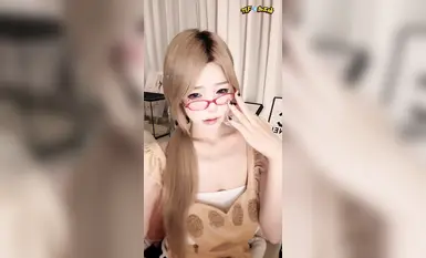 【高潮脸阿黑颜吐舌】寸止挑战可爱的小粉舌