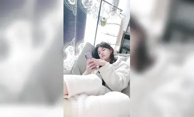 2025년 3월 최신, 두인 인터넷 연예인 여신이 바다로 간다[작은 욕심쟁이 고양이] 너무 예뻐서 첫눈에 반할 수밖에 없을 거야, 진짜 슈퍼 대조적인 미인이야, 아주 부드럽고 완전히 벗은 거야(5)