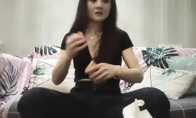 욕하면서 더러운말하던 젊은여자 앵커보다 노는게 더 잘해 다리를 들어올리고 찌르고 엉덩이로 뒤에서 세게 삽질함