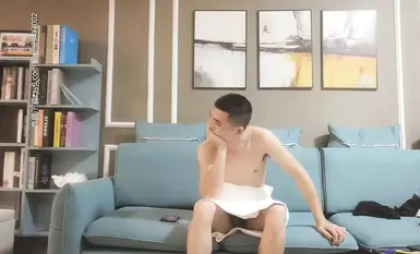 約了個高顏值牛仔褲妹子啪啪，身材太好了，鏡頭前後入表情可見