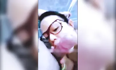 Mataray ka pero mahilig akong mag-shoot · Magtalik tayo sa swimming pool