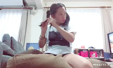 Ang video ng mga batang babae ay nag-leak ng seleksyon