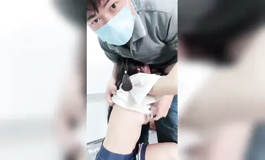 [Little Bacon] สาวน้อยสุดเซ็กซี่ถูกแฟนหนุ่มจับตัวและถูกเย็ดบนโต๊ะจากมุมมองของพระเจ้า (5)