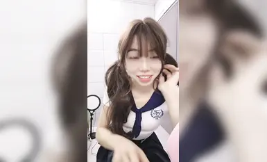 [Shi Shi] Con đĩ tương phản_Tất đen, giày cao gót, đạo cụ cắm vào một cách bừa bãi, chất dịch trắng chảy ra và mắt trợn ngược! _5