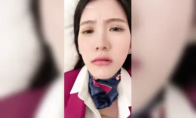 微博ツイッタートップの美脚女神【クロエ・フェイフェイ】とスポンサーのコンドームなしセックス中出し