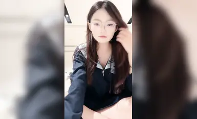 [สาวน้อยอารมณ์แปรปรวน] สาวน้อยเซ็กซี่ใส่แว่น [กุกุตุ] ช่วยตัวเองด้วยอุปกรณ์ประกอบฉาก ไม่ใส่ถุงยาง ลองมีเซ็กส์ทางทวารหนัก โชว์ลีลาเด็ดของสาวน้อยสุดแซ่บ (12)