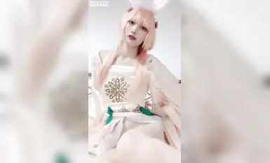Gadis cosplay yang tidak manis dan memakai topeng mempunyai perasaan amatur yang kuat. Terdapat juga beberapa tempat erotik. Ia patut dilihat (5)