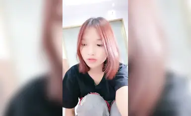 高顏值粉穴，陰毛稀疏年輕漂亮的反差女大，被無套爆操，叫聲淫盪 (5)