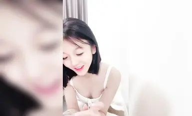 Neo mới siêu hồng trường học vẻ đẹp neo Yuanyuan lưỡi stud blowjob vừa vào biển và quỳ trên bồn cầu để bị địt, đào tạo đạo cụ, đẩy ngực, lưỡi stud miệng nhỏ sexy blowjob, nhiều tư thế bùng nổ (43)