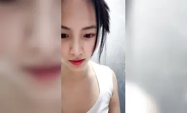2025年4月最新頂級御姐【開心話梅】極品小少婦，黑絲情趣裝，粉穴已經一片泥濘，高顏值尤物必看 (20)
